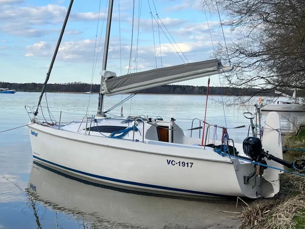 Boat - Rent a 6.6m Boat in Piaski