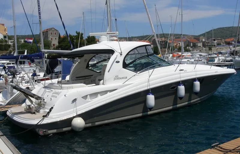 Tekne - Šibenik 13.72m Kiralık Sea Ray 455 Motoryat