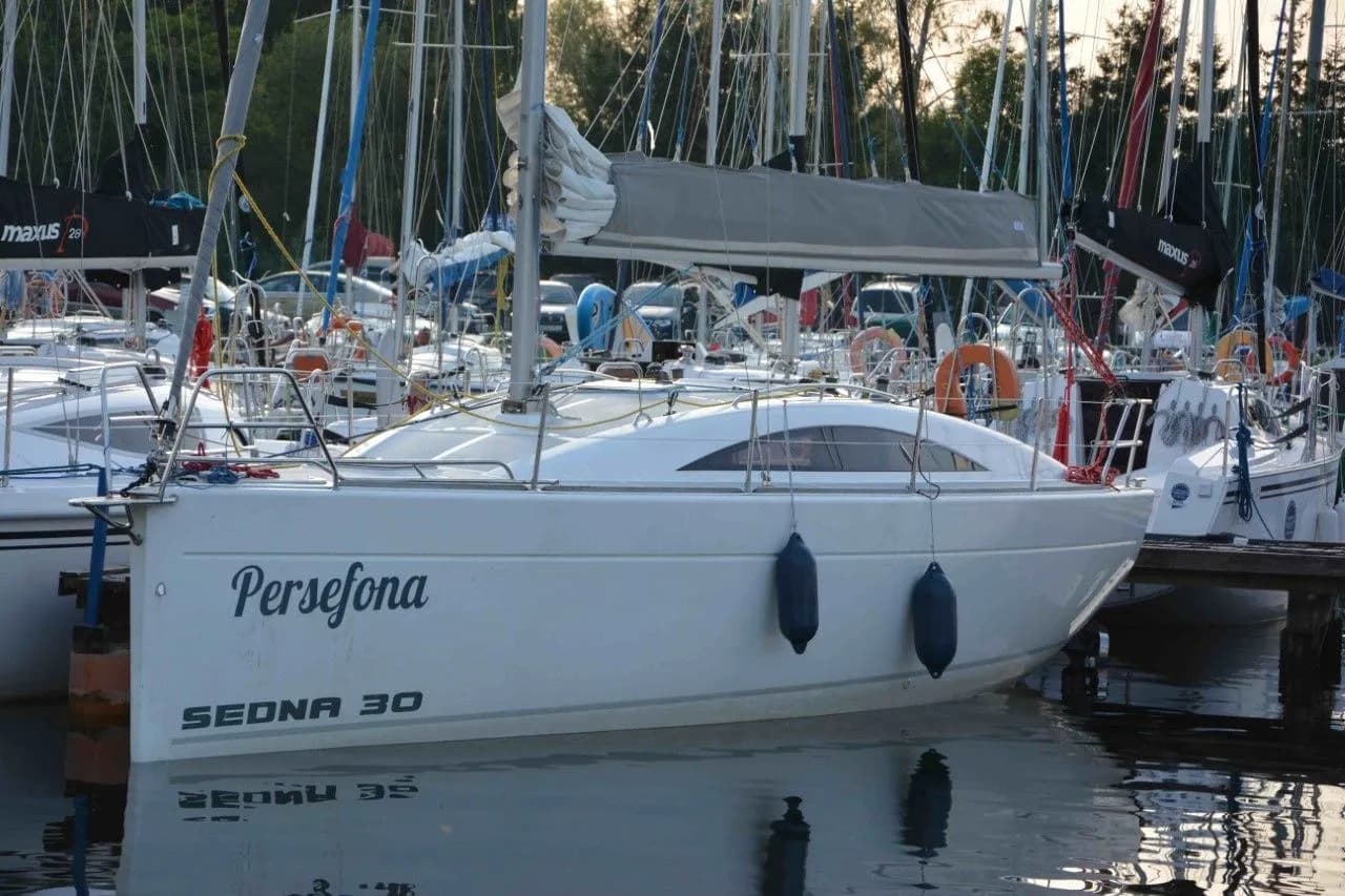 Boat - 9m Bogaczewo Boat Hire