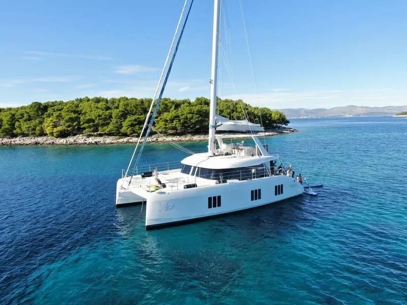 Boat - Charter a 15.2m Boat in Papeete