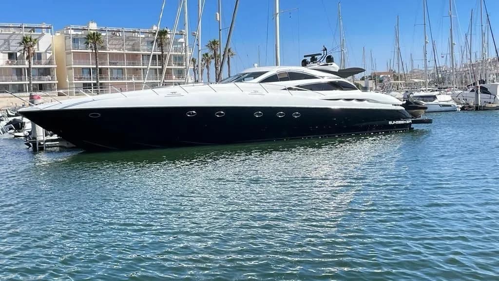 Tekne - Lagos Kiralık 3 Kabinli 23.36m Motoryat