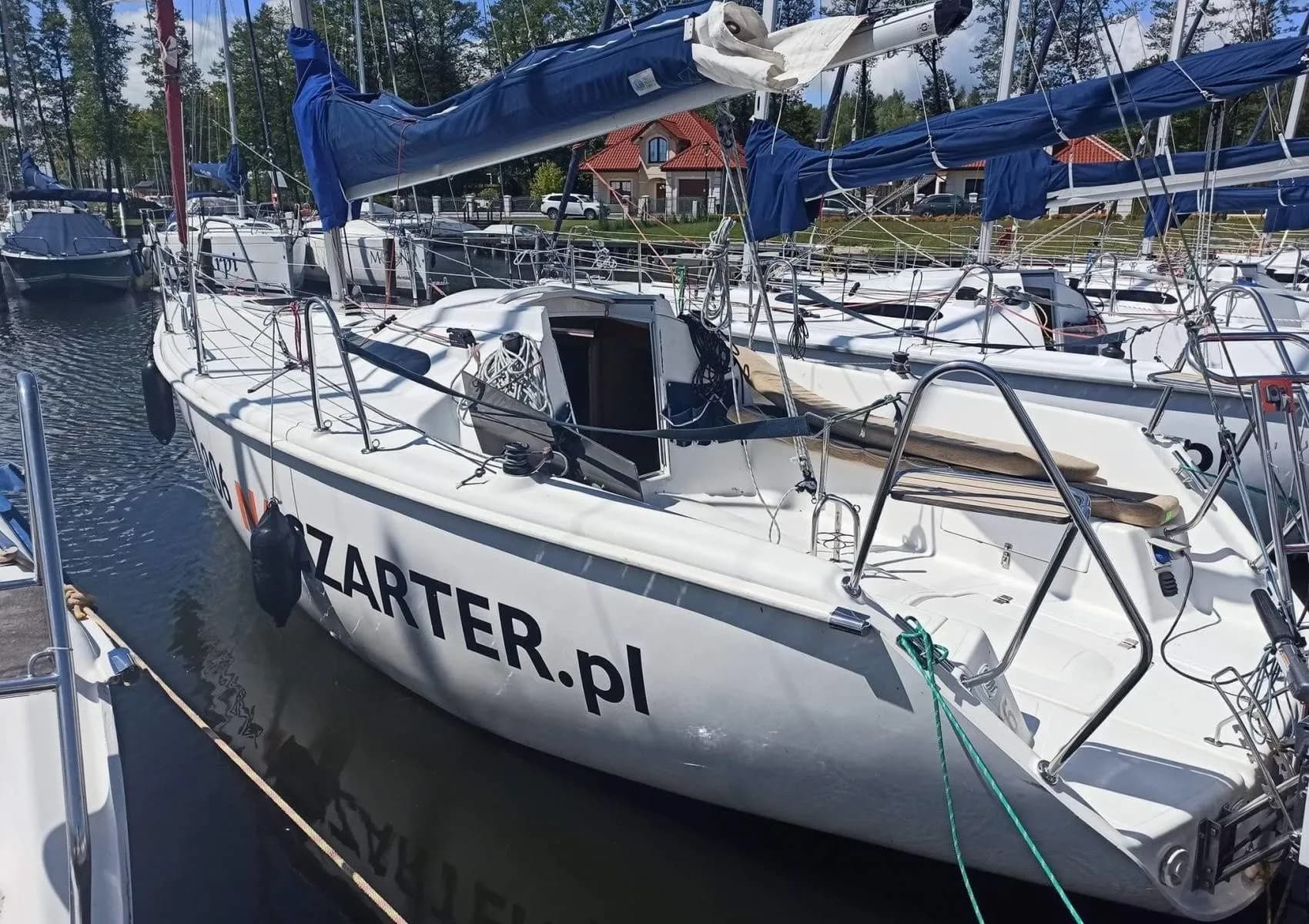 Boat - Explore Gizycko on a 7.8m Rental Boat