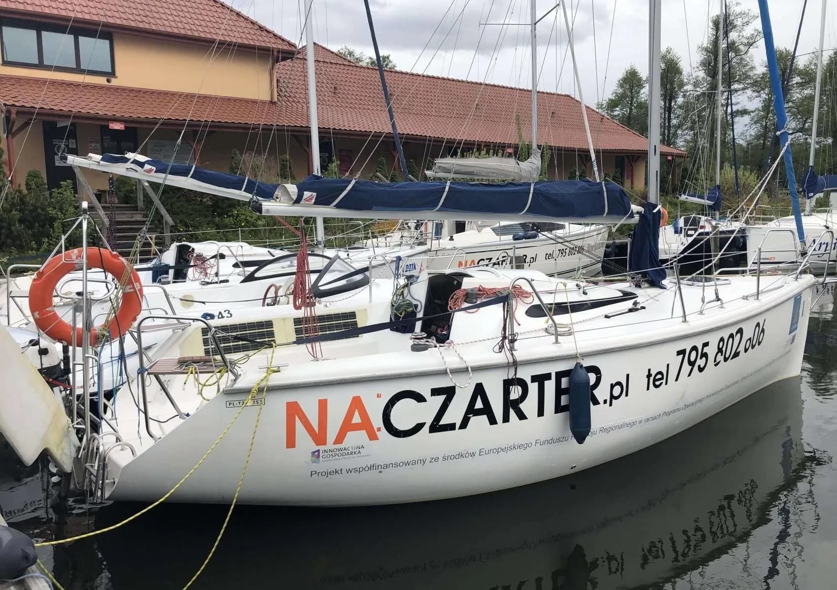 Boat - 7.8m Gizycko Twister 26 Sailing Yacht Hire