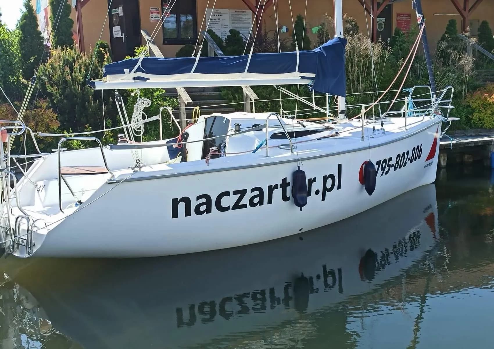 Boat - 7.8m Gizycko Sailing Yacht Twister 26 Hire