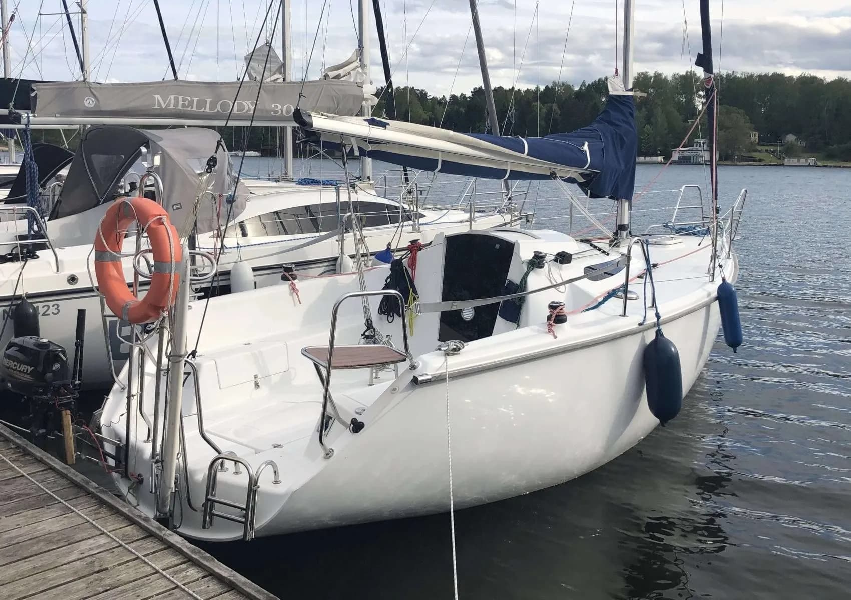 Boat - Charter a 7.8m Twister 26 Sailing Yacht in Gizycko