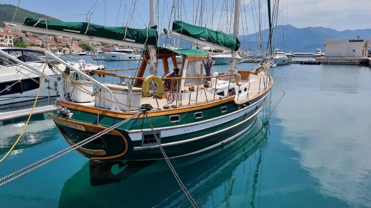 Tekne - Herceg Novi 14.4m Kiralık Vagabond 47