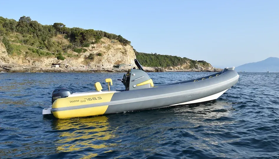 2Bar Charter Boat