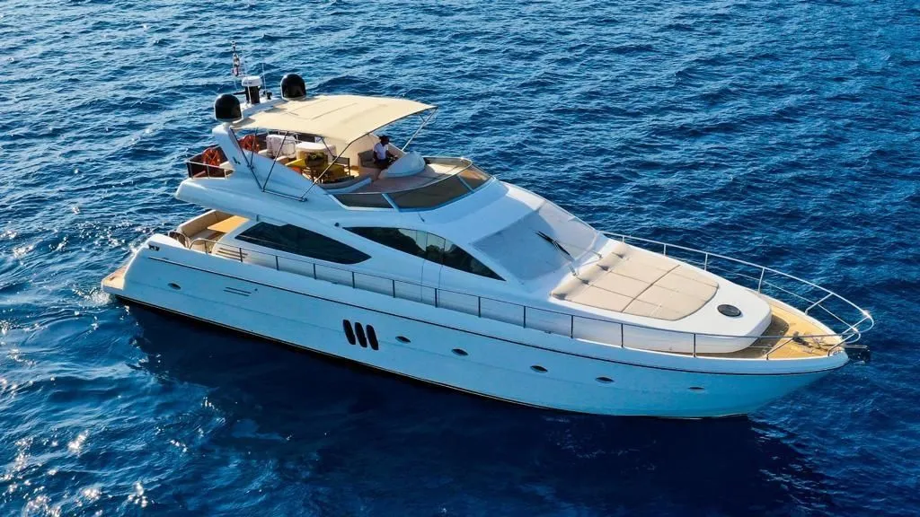 Chief Charter Boat - 1