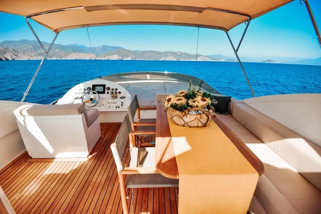 Chief Charter Boat - 5