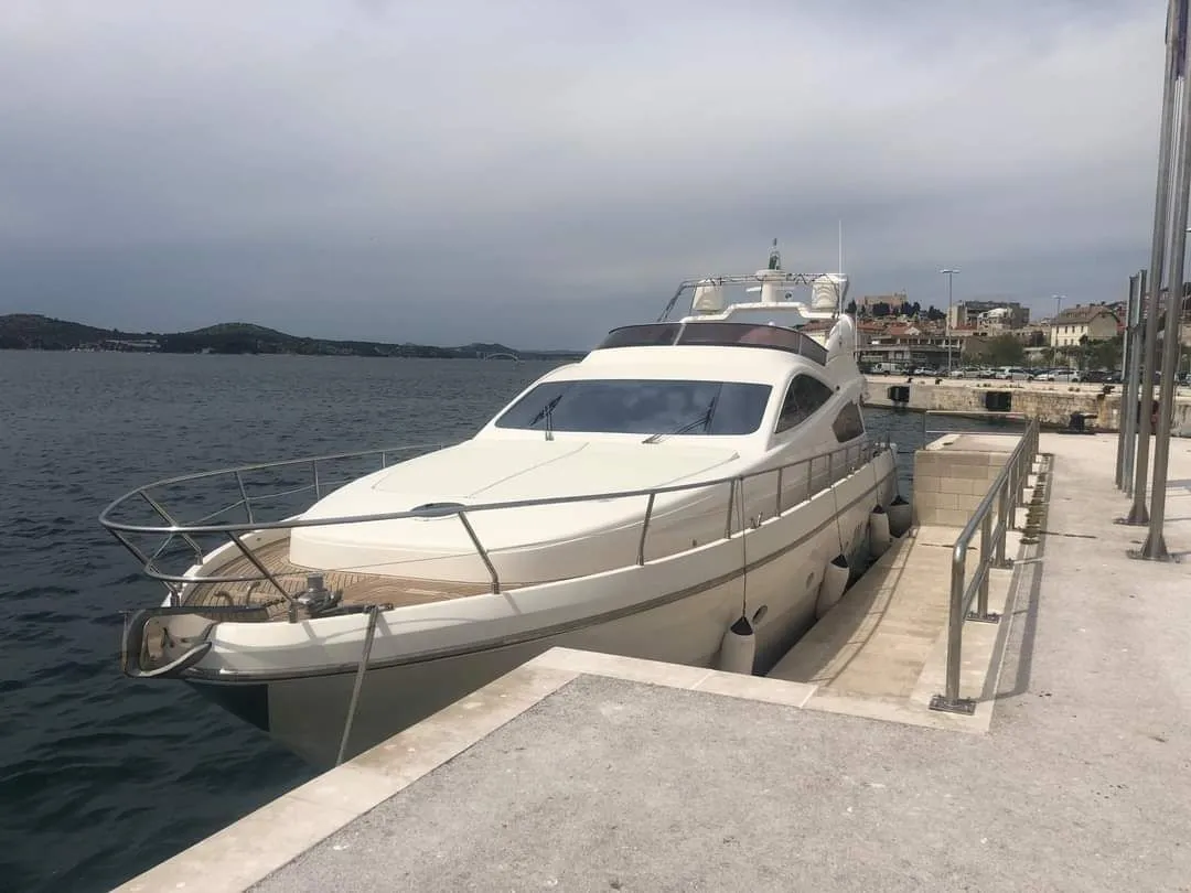 Noi Quattro Mietboot - 5