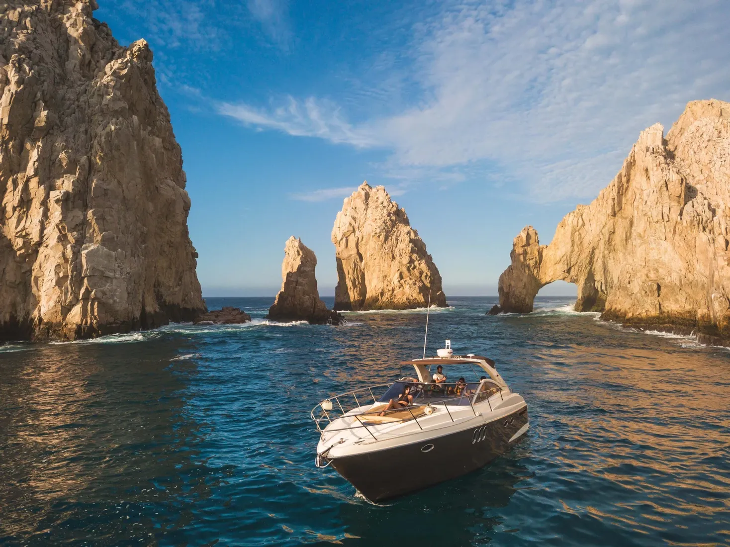 Cabo San Lucas 12.35m Kiralık Motoryat