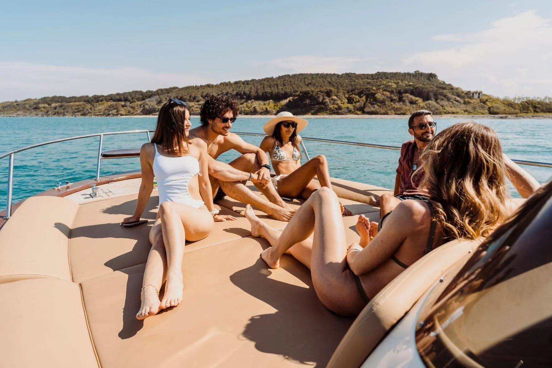 Ligea Charter Boat