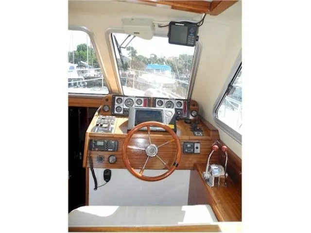 Charter a 10.8m Motor Yacht Adria 1002 in Zadar