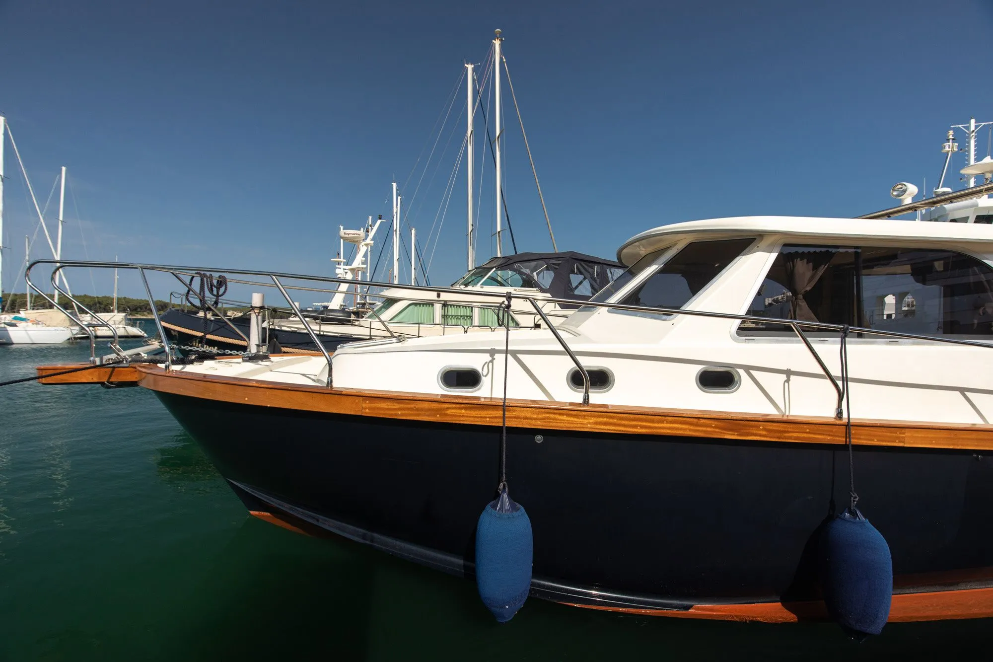 Punat Kiralık Adria Mare 38 11.95m 