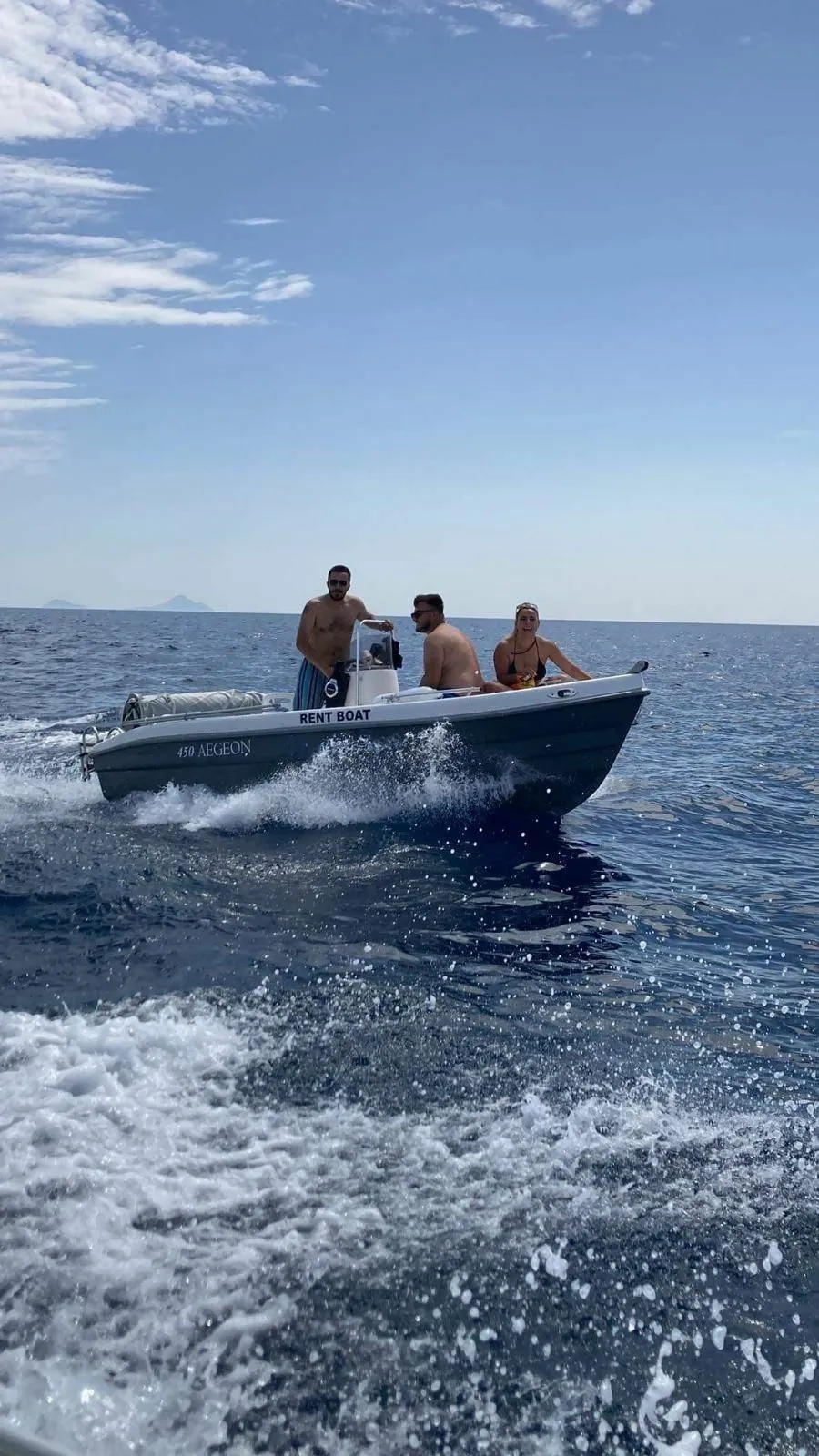 Rent a 4.5m Boat in Vlychada