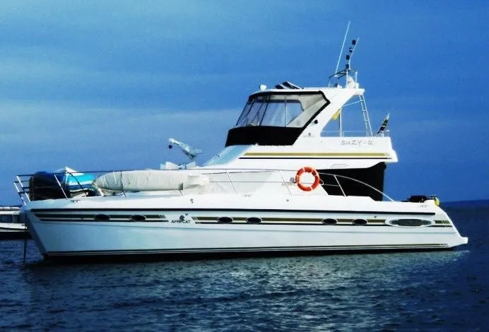 Explore Eden Island on a 12.75m Rental Boat
