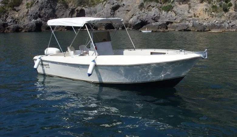 Charter a 7m Boat in Porto Ercole