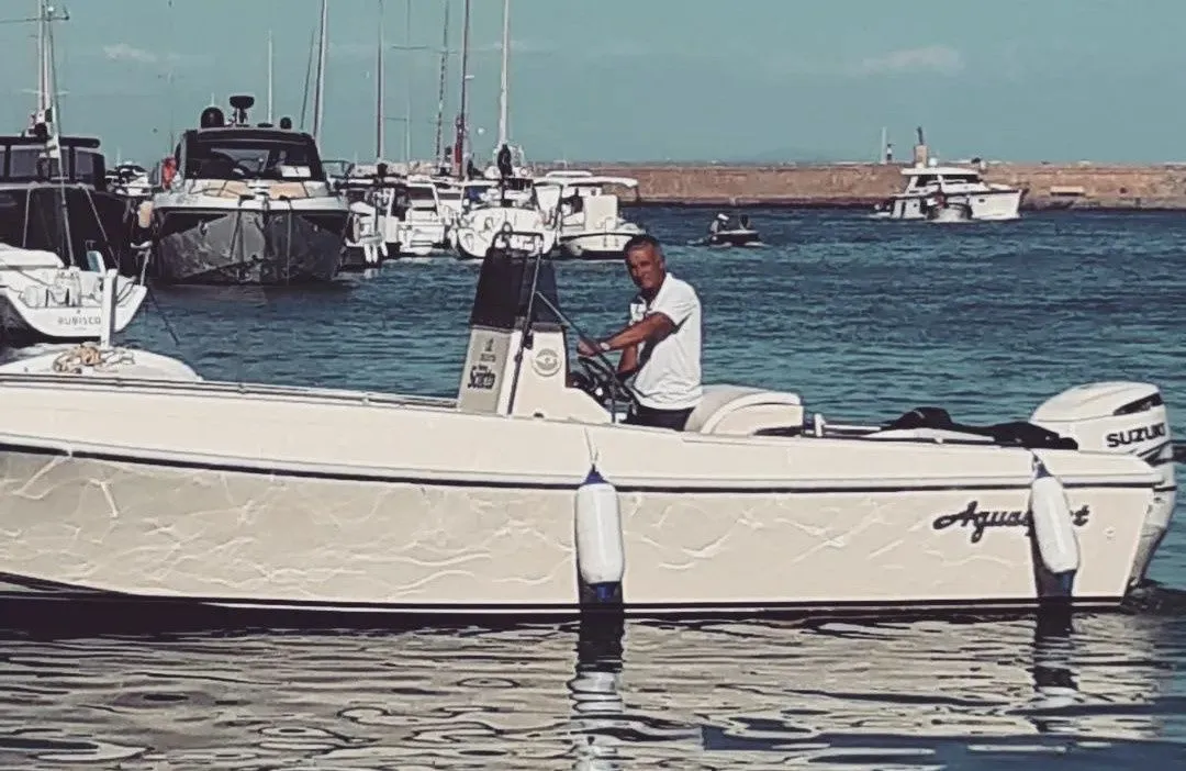 Charter a 7m Boat in Porto Ercole