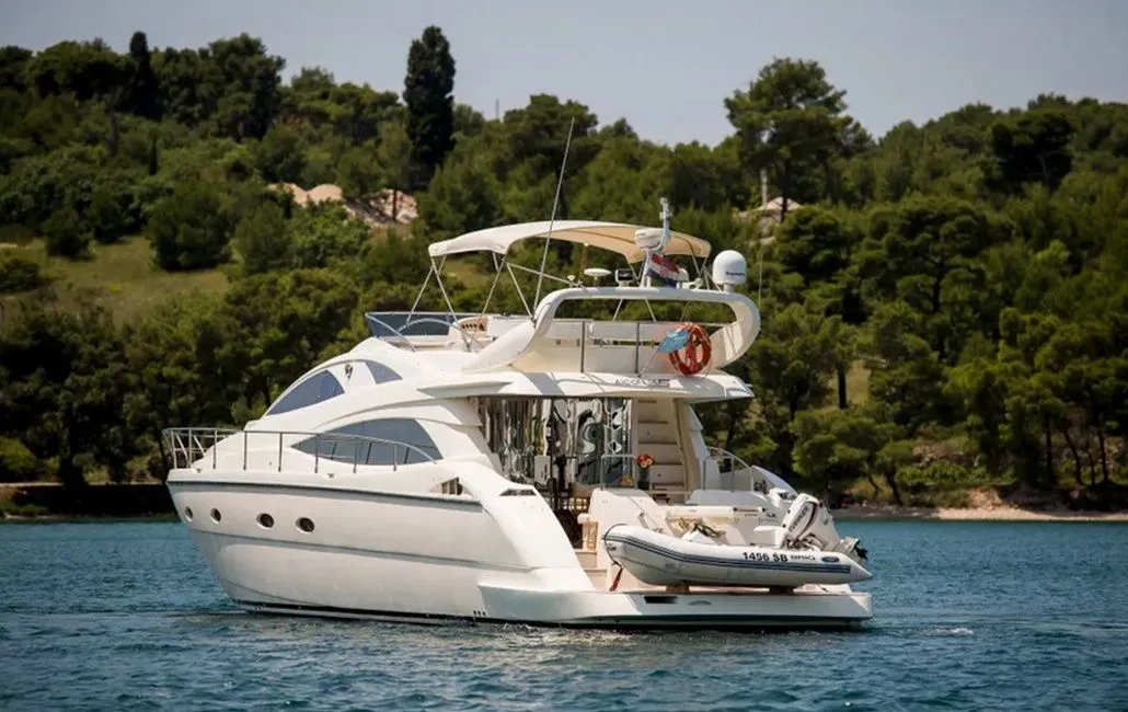 Malu Charterboot - 5