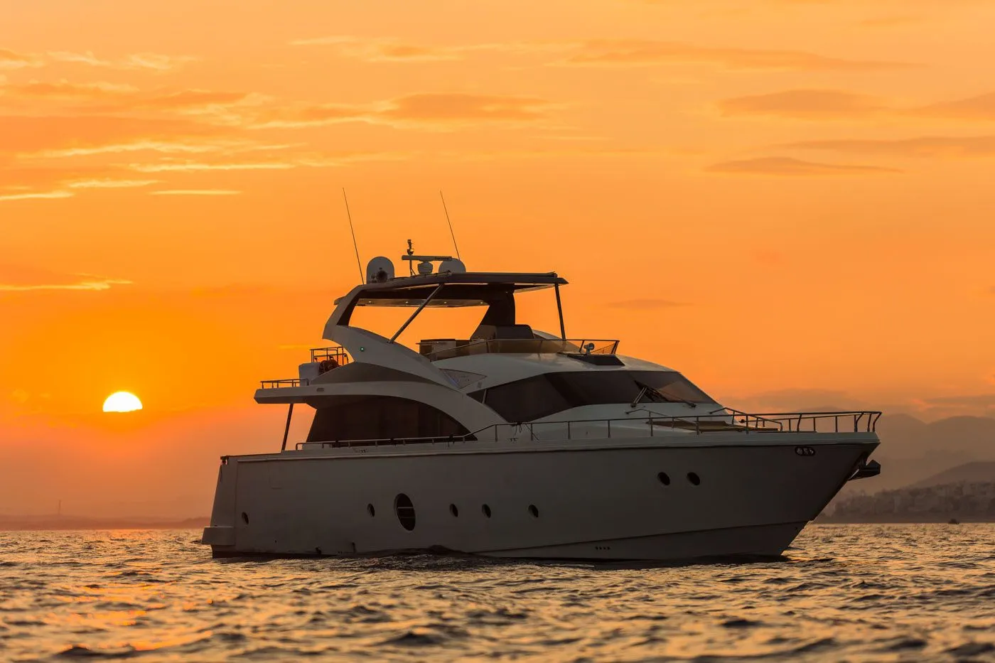 Ulisse Mietboot - 2