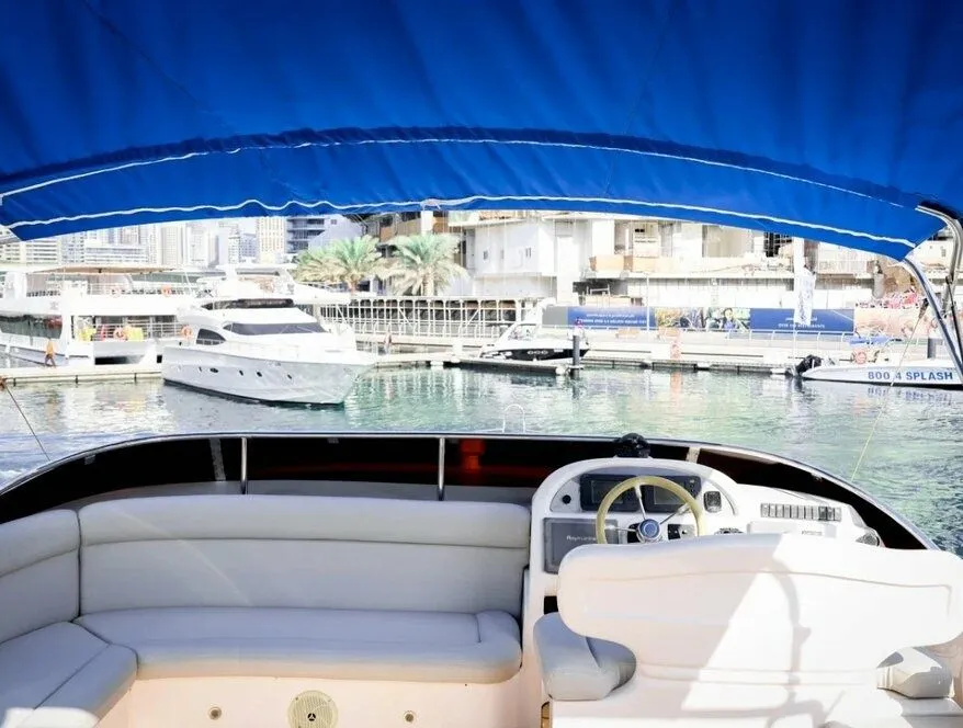Explore Dubai on a 20.73m Rental Boat