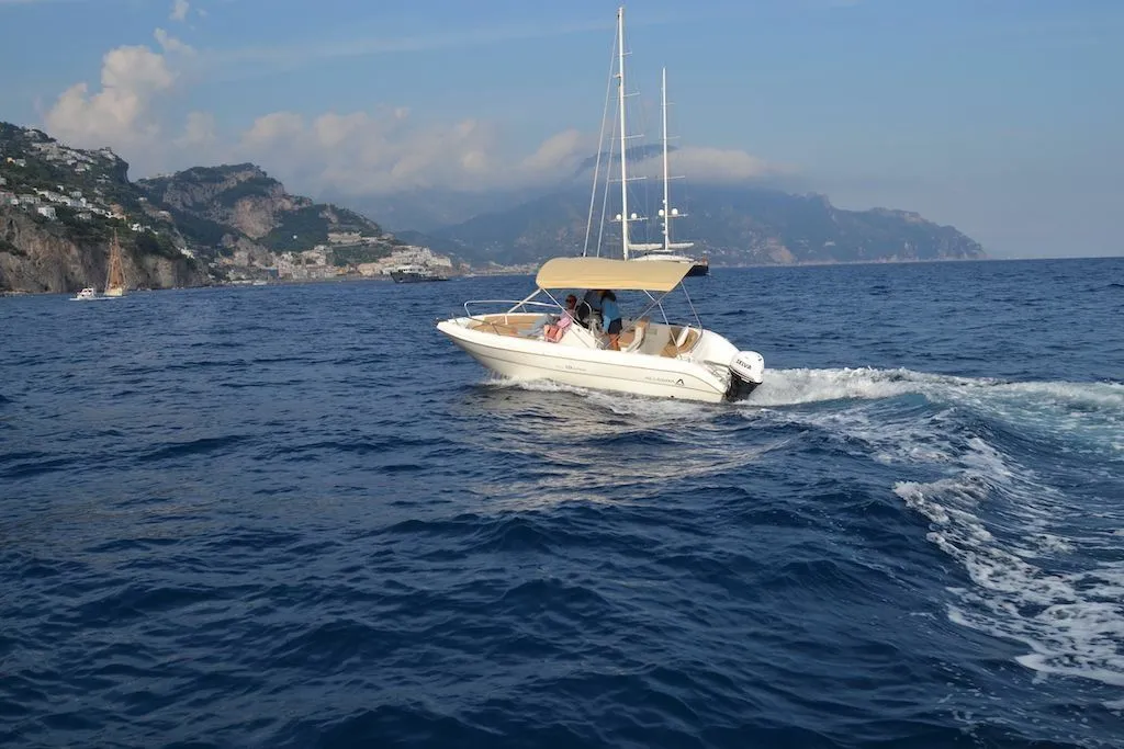 No Name Charter Boat