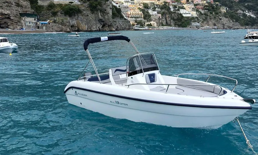 Charter a 5.75m Allegra 19 in Positano