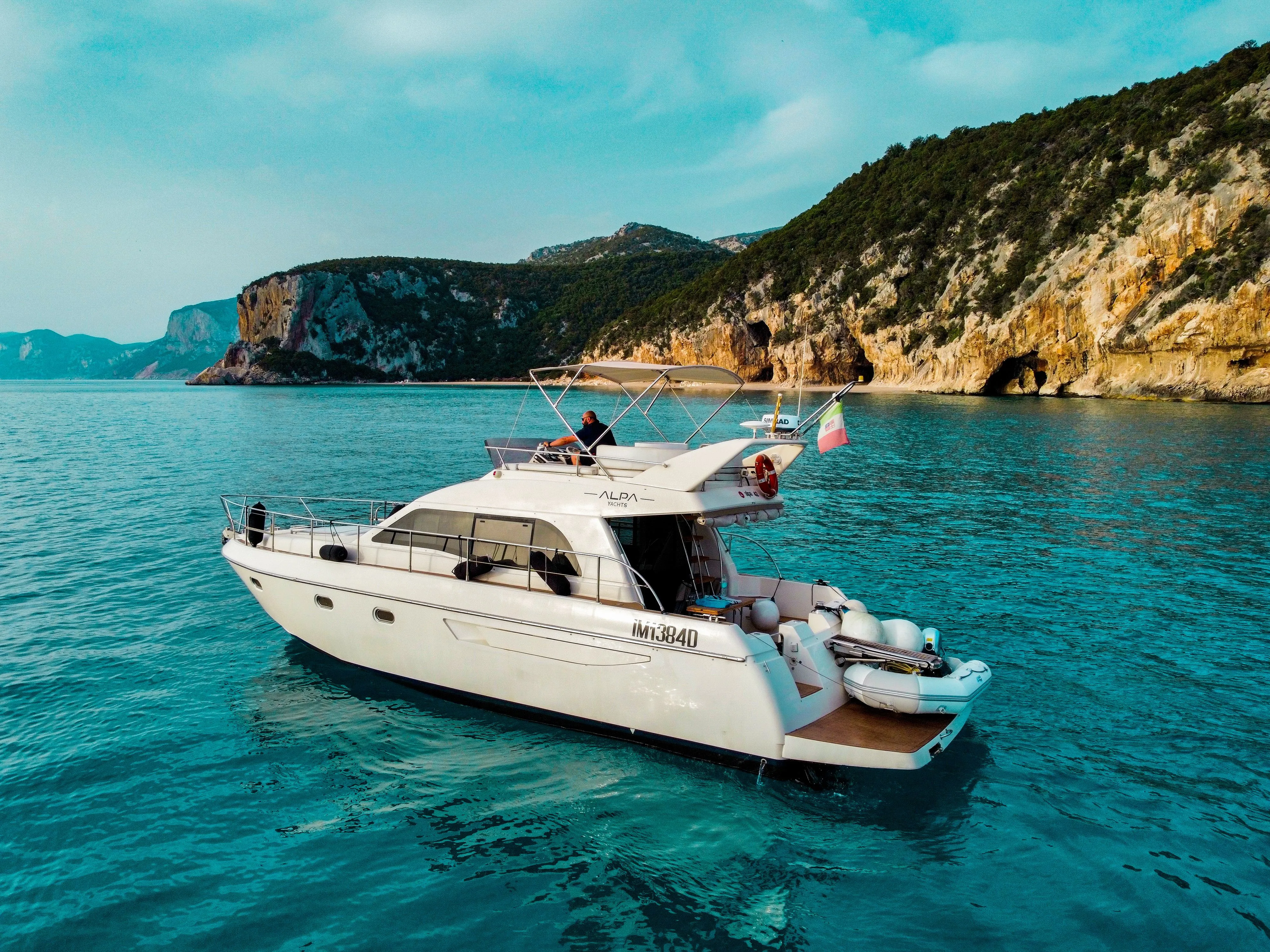 Koral Charter Boat