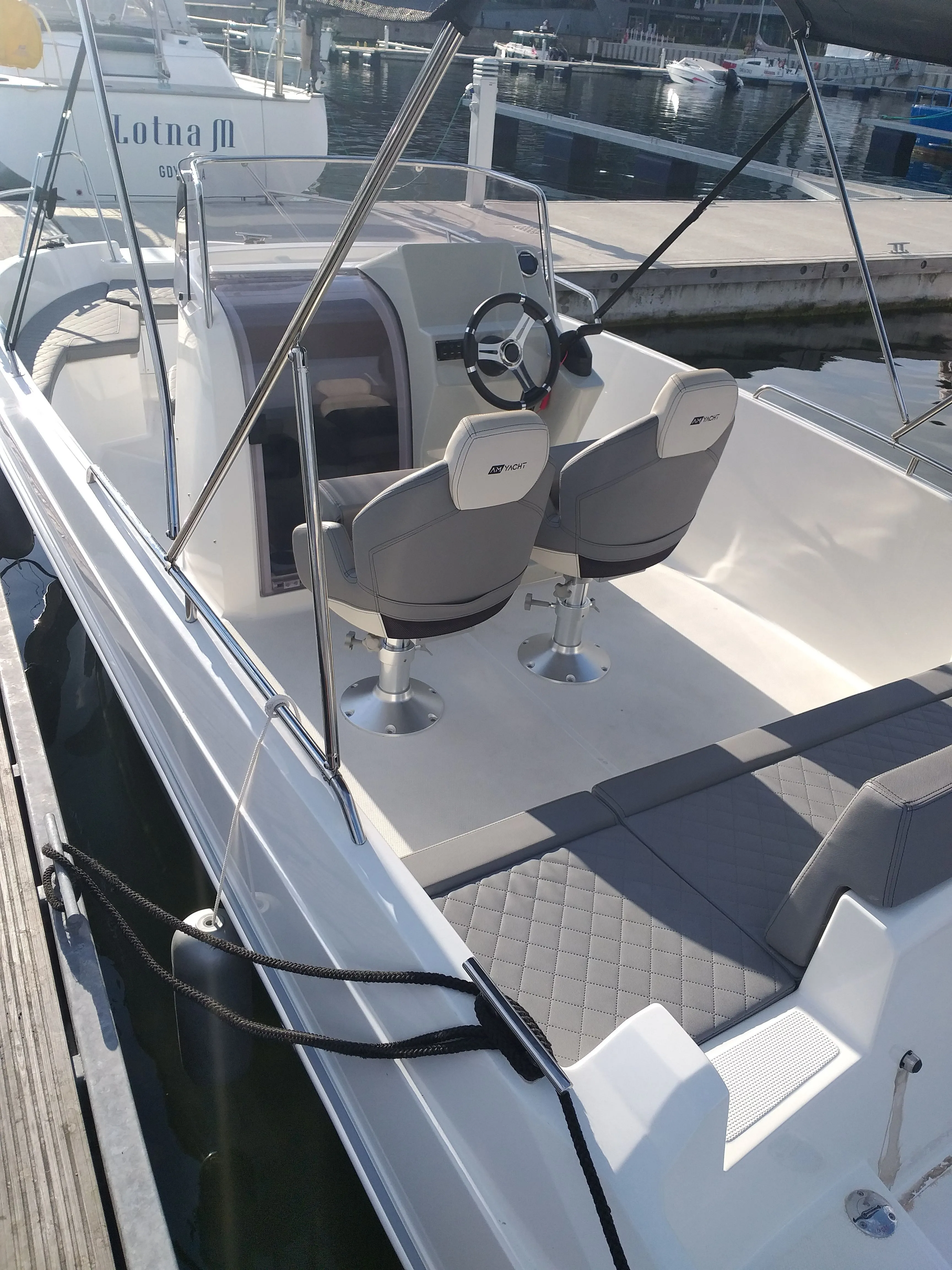 6.25m Gdynia Motor Boat Hire