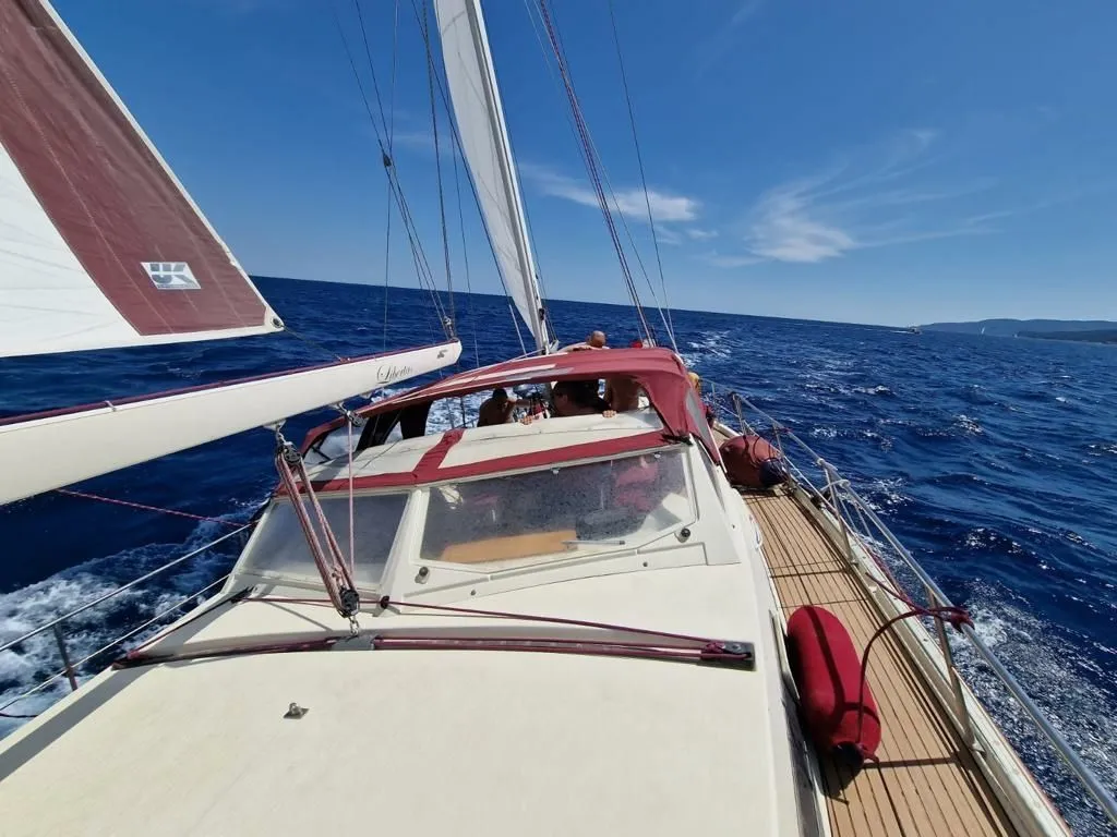 Libertas Charter Boat