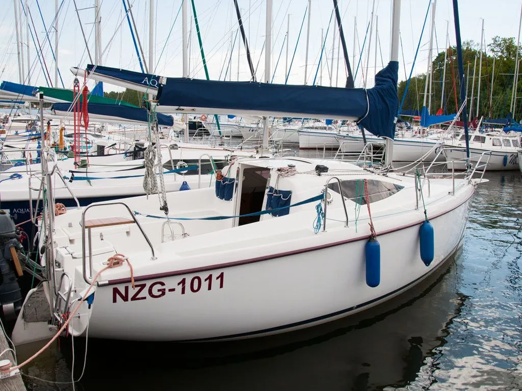 Dziewczyna Szamana Charter Boat - 4