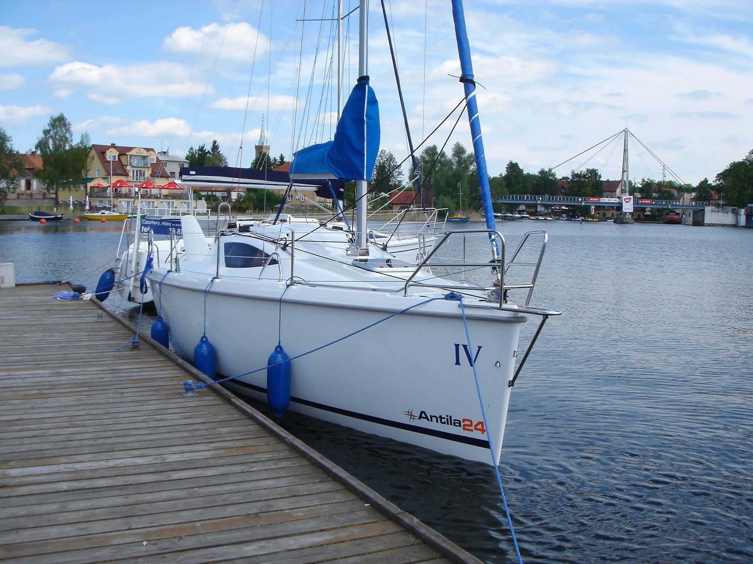 Charter a 7.3m Boat in Gizycko