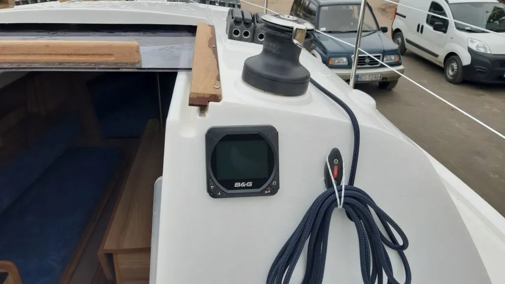 Krew Nelsona Charter Boat - 3
