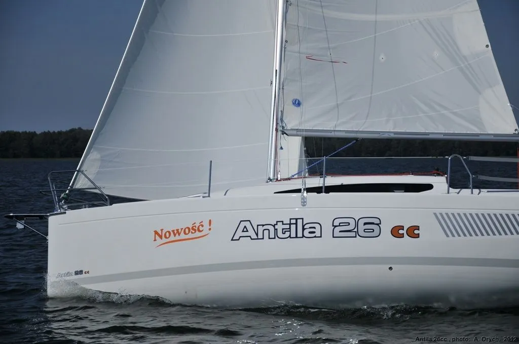 Bravo 3 Charter Boat - 3