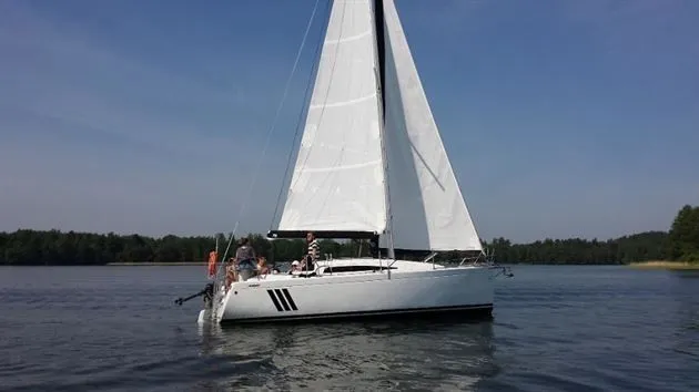 Rent a 8.2m Antila 27 Sailing Yacht in Wilkasy