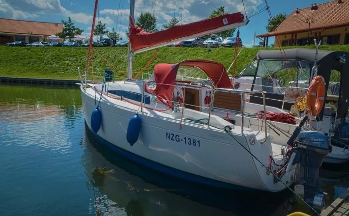 Charter a 8.24m Boat in Bogaczewo