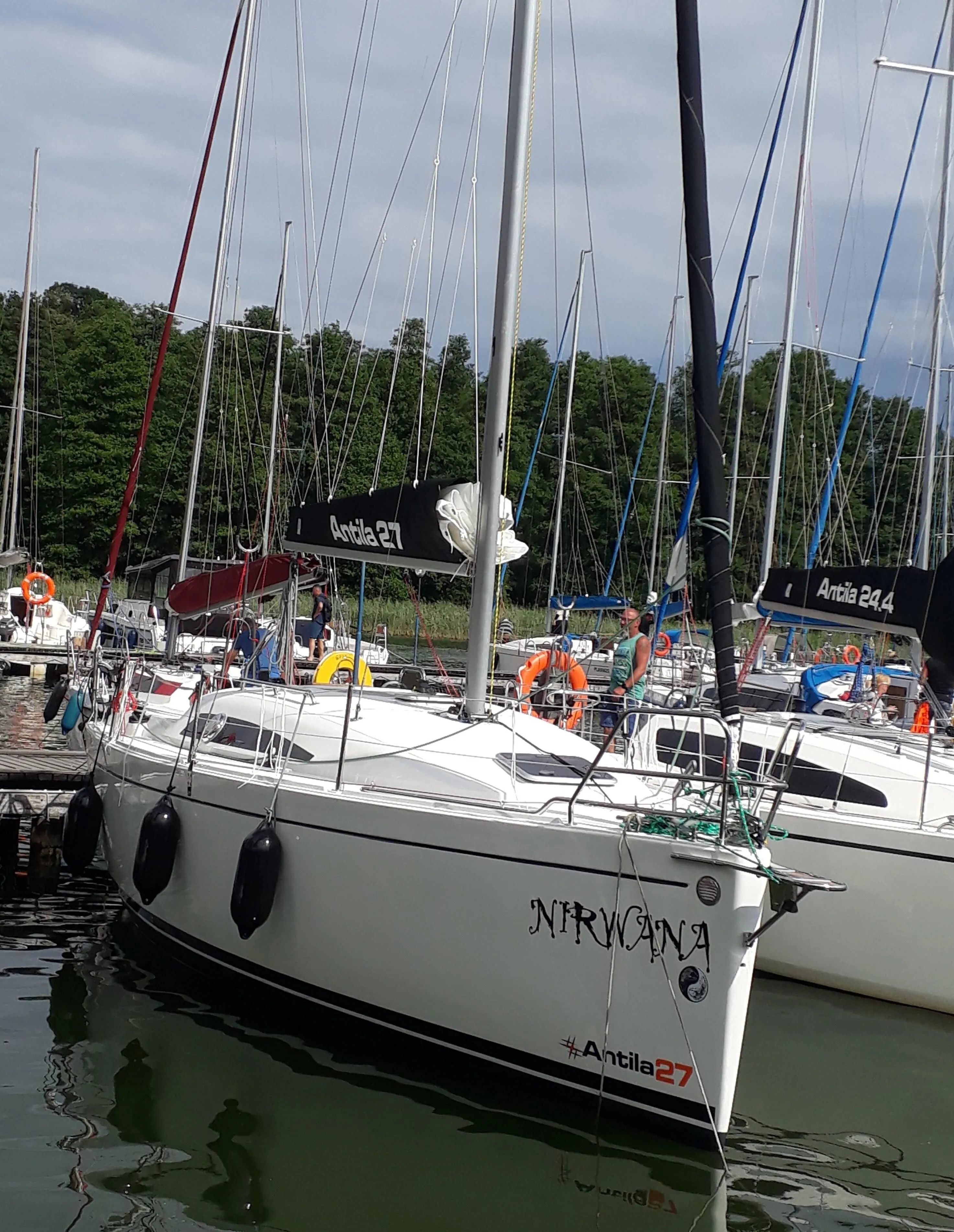 Nirwana Charter Boat - 3