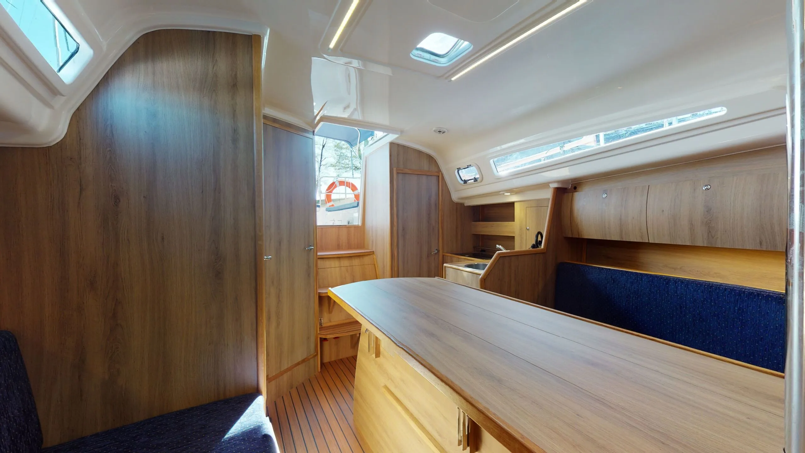 Lago Charter Boat - 5