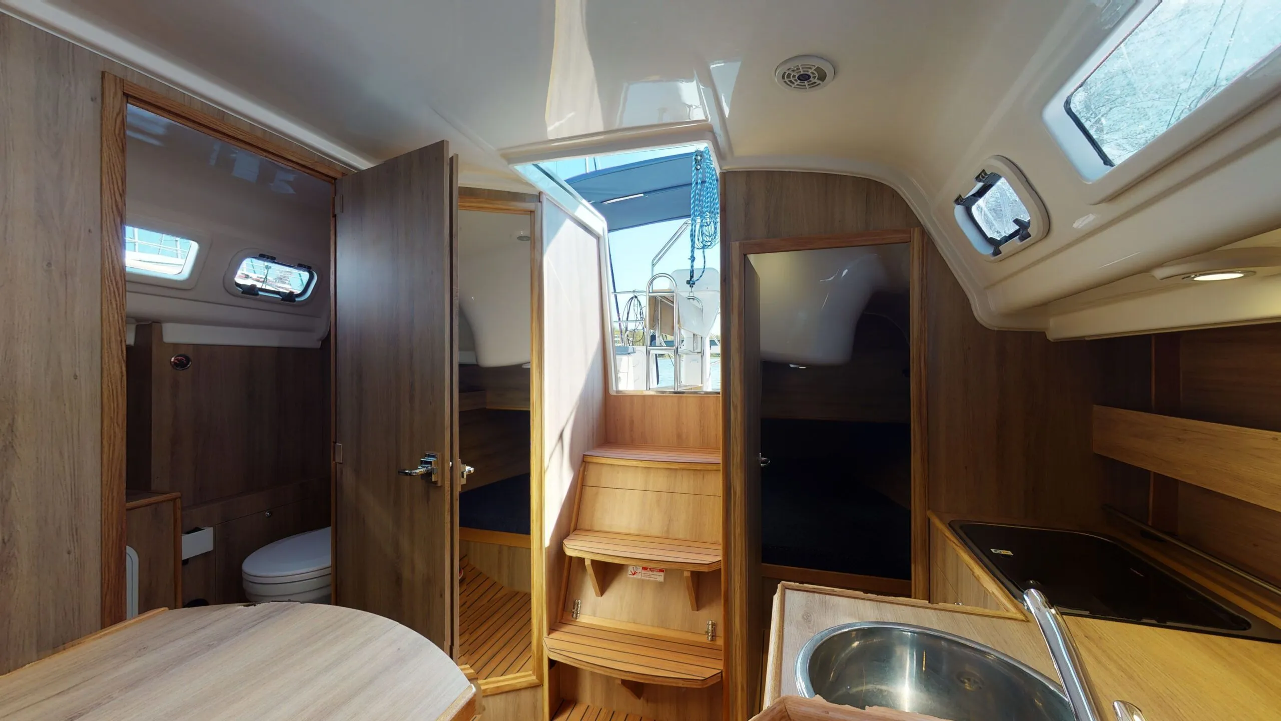 Lago Charter Boat - 4