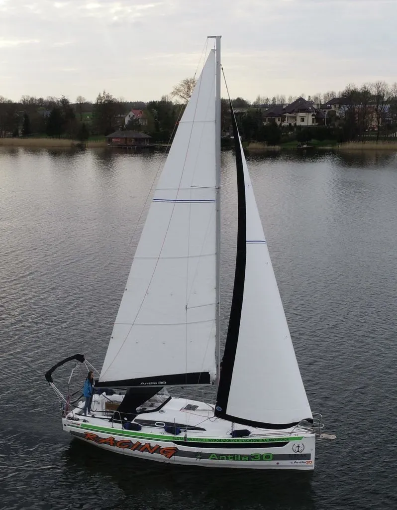 Czarny Czort Charter Boat - 5