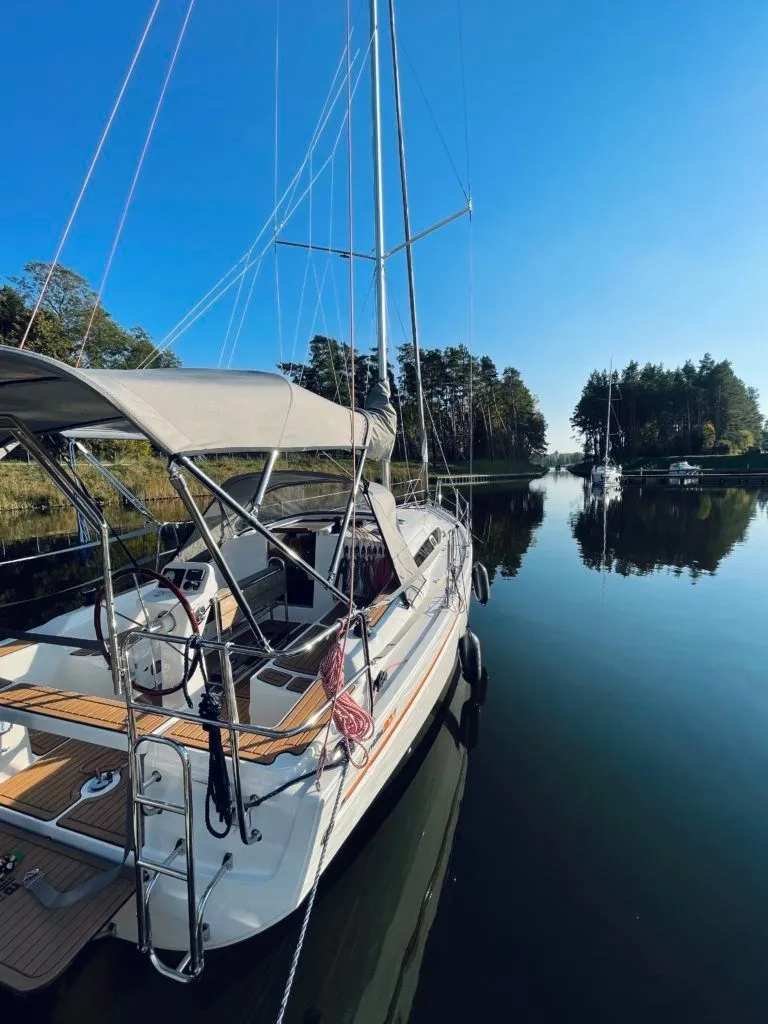 Sendi Martini Charter Boat - 4