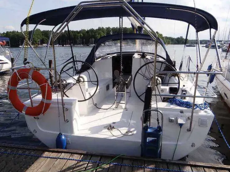 No Name Charter Boat - 5