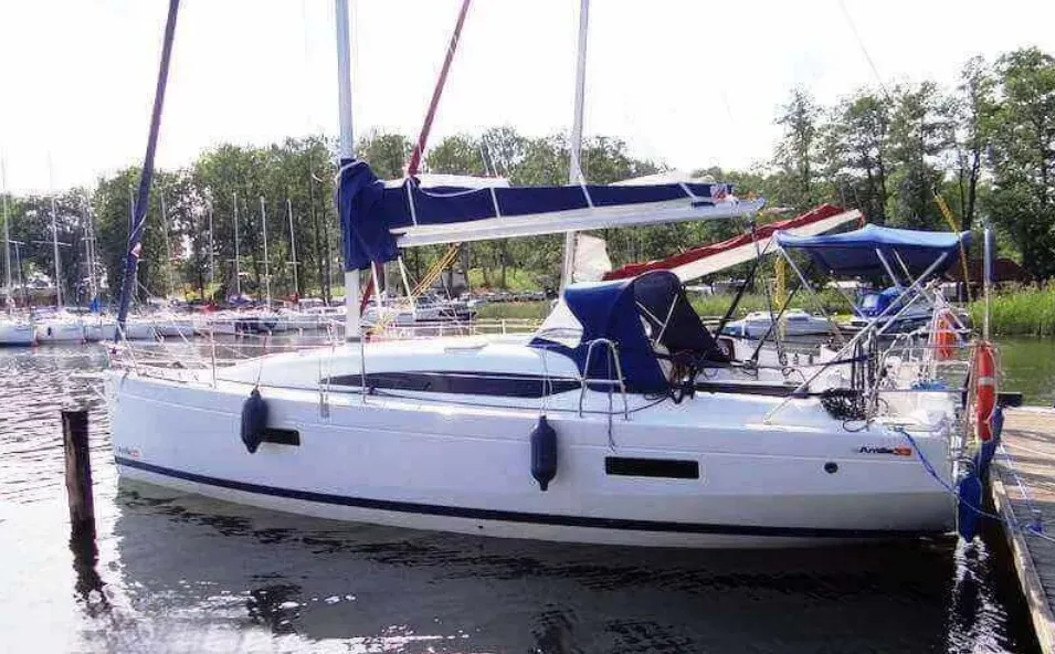 No Name Charter Boat - 3