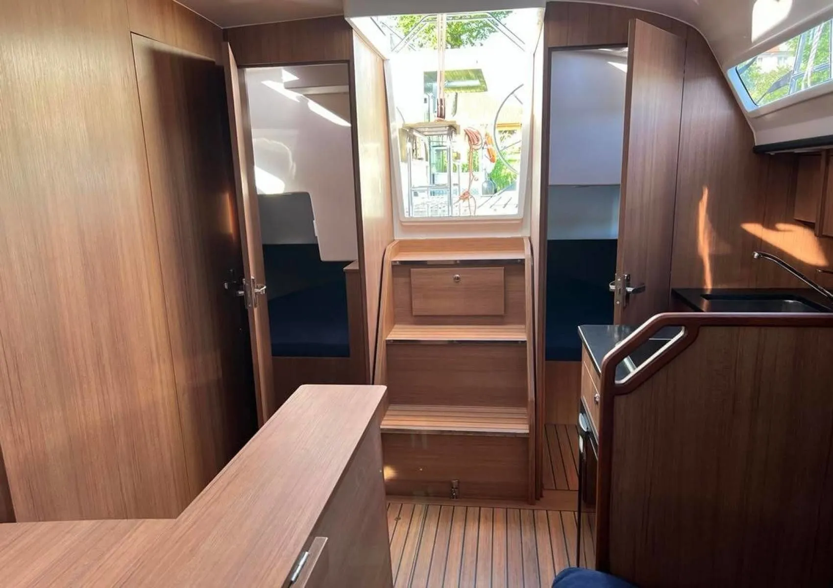 No Name Charter Boat