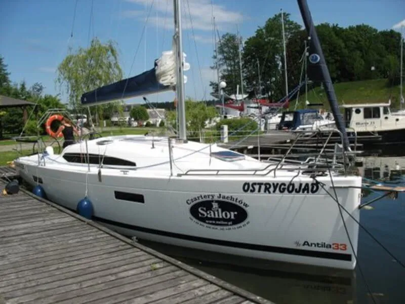 Charter a 9.6m 3 Cabin Sailing Yacht in Piekna Gora