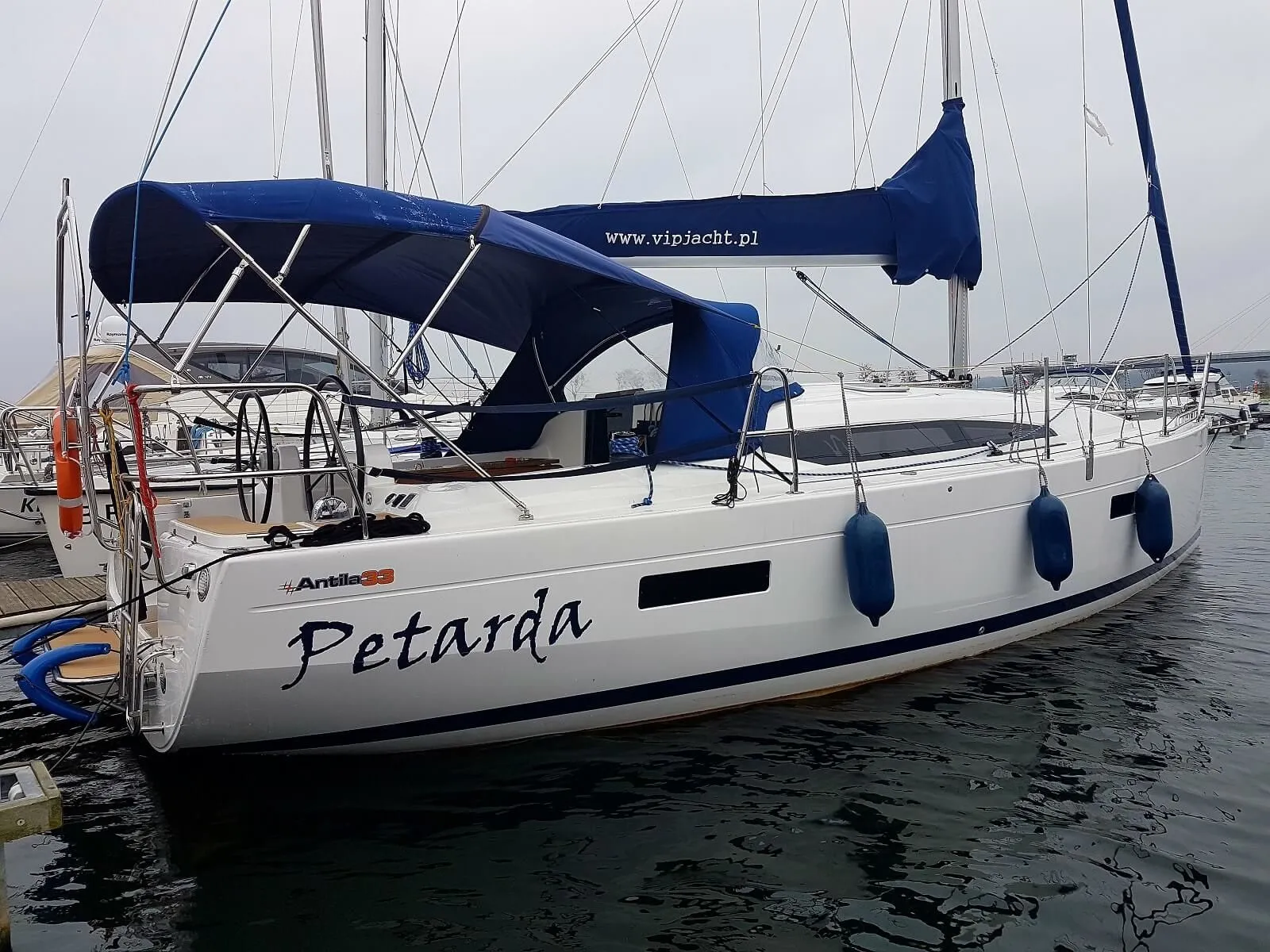 Petarda Charter Boat - 1