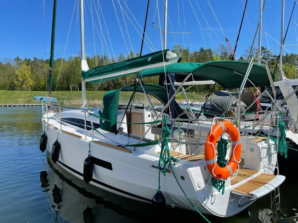 Lew Północy Charter Boat - 3