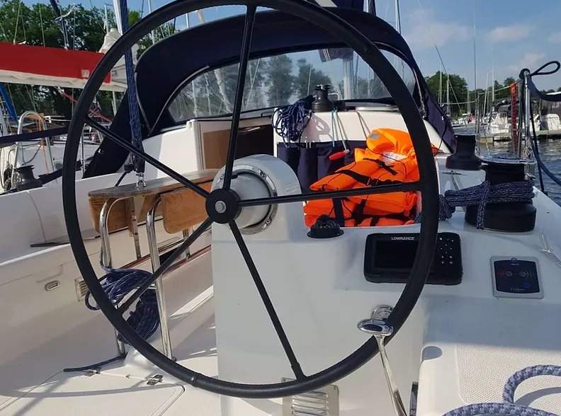 No Name Charter Boat - 3