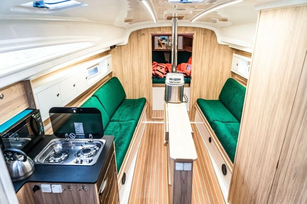 Lilianna Charter Boat - 4