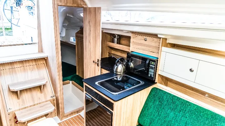 Lilianna Charter Boat - 5